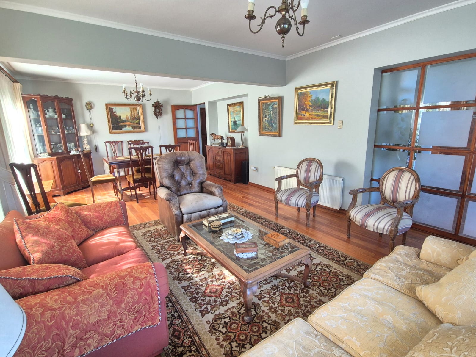 Amplia y luminosa casa familiar en Andalué